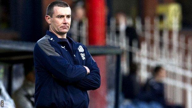 Long way to go for Dundee says manager Barry Smith - BBC Sport