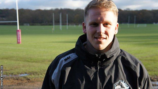 London Broncos sign Alex Hurst from Swinton Lions - BBC Sport