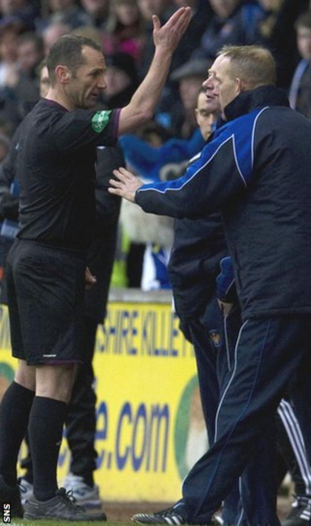 Referee Steve Reilly sends Kenny Shiels to the stand against St Johnstone