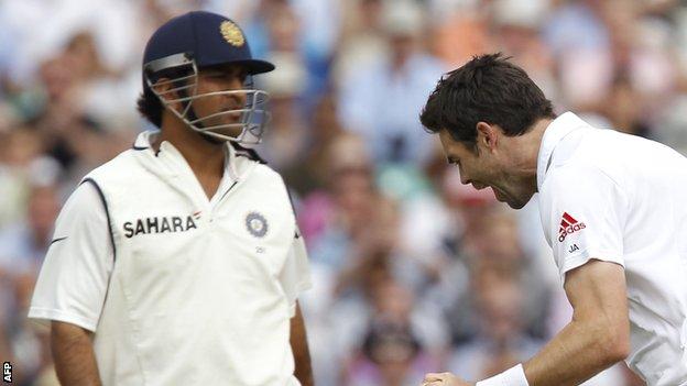Mahendra Dhoni (left) and James Anderson (right)