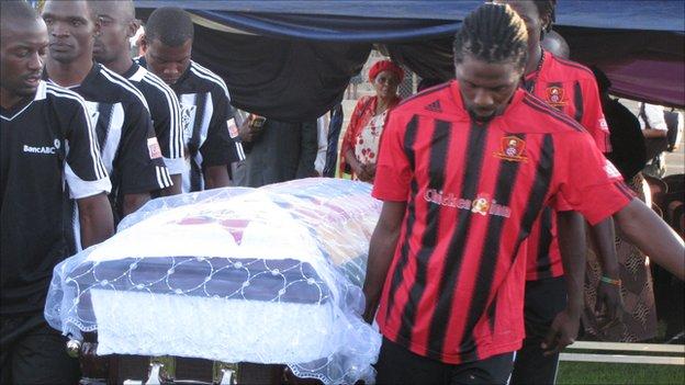 Adam Ndlovu burial