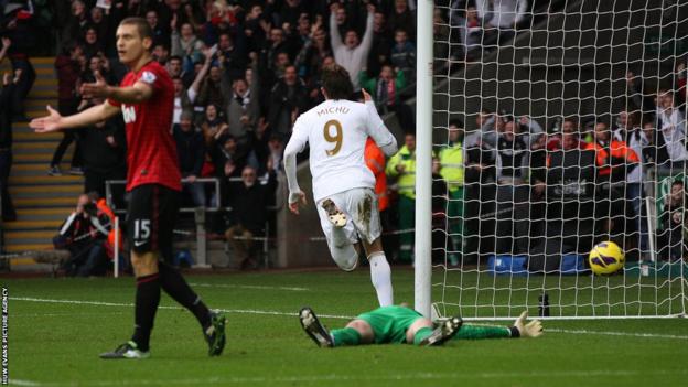 But the Swans draw level 13 minutes later when Michu scores his 13th goal of the season.