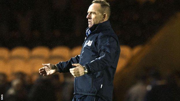 Kenny Shiels remonstrates on the sidelines at St Mirren Park