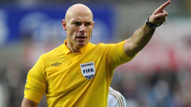 howard webb man utd