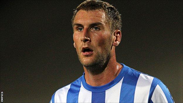 Barrow complete Danny O'Donnell deal from Stockport - BBC Sport
