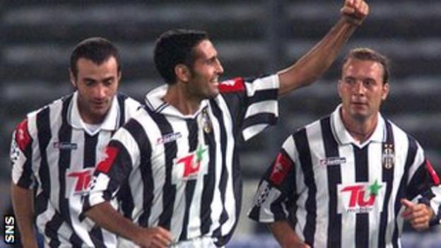 Nicola Amoruso converted a late penalty for Juventus