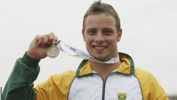 Oscar Pistorius wins gold in 100m, 200m and 400m at the Paralympic World Championships in Netherlands.