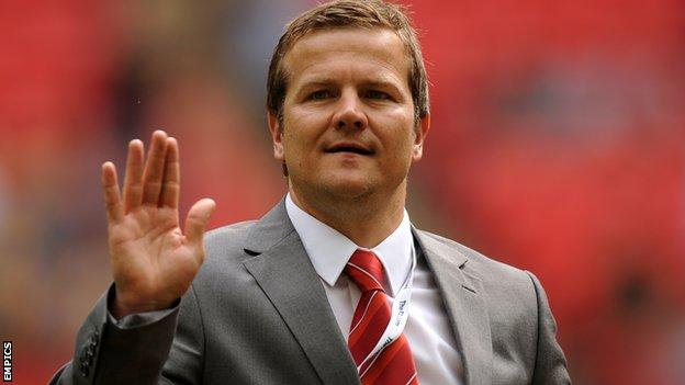 Mark Cooper leaves AFC Telford to take Swindon Town assistant role ...