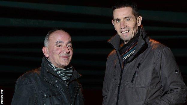 Cliftonville manager Tommy Breslin and Crusaders boss Stephen Baxter