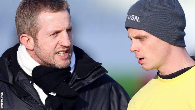 Widnes Vikings coach Denis Betts and half-back Kevin Brown