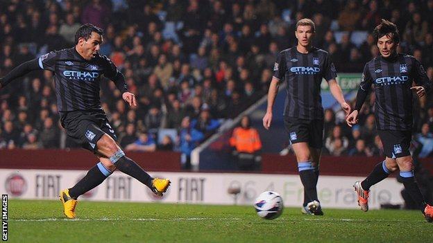 Carlos Tevez scores for Manchester City
