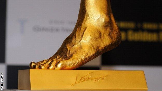 Gold replica of Messi's foot