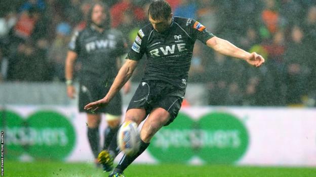 Man-of-the-match Dan Biggar contributed 18 points – including a try – in the Ospreys’ victory but the Welsh side failed to secure a bonus point.