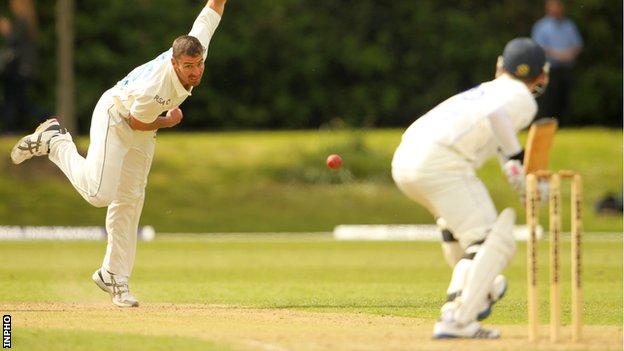 Leinster's Max Sorensen bowls against the Warriors