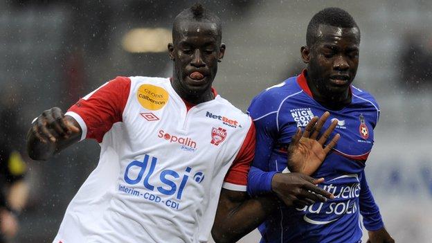 Senegal's Salif Sane signs for German club Hannover - BBC Sport