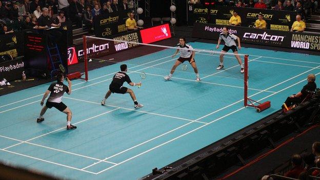 about badminton in english