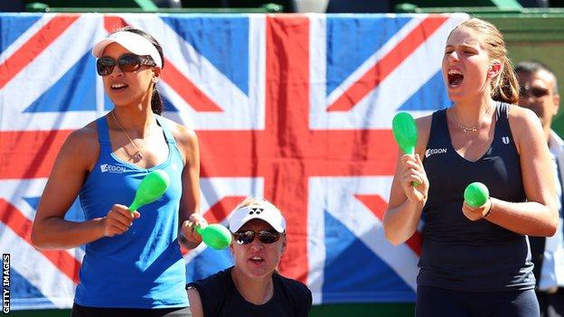 Anne Keothavong (left) and Johanna Konta (right) with Elena Baltacha in the middle