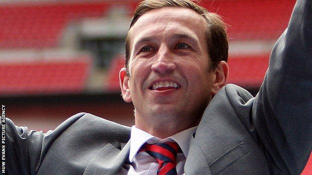 Justin Edinburgh