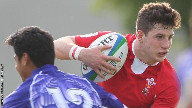 Owen Jenkins takes on Samoa U20