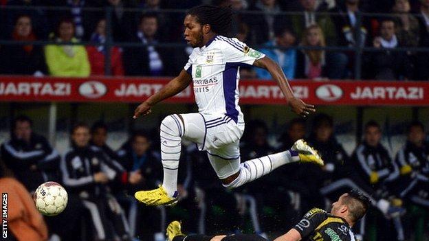 RSC Anderlecht thank Mbokani for his strong contribution into club's  achievements - FC Dynamo Kyiv official website