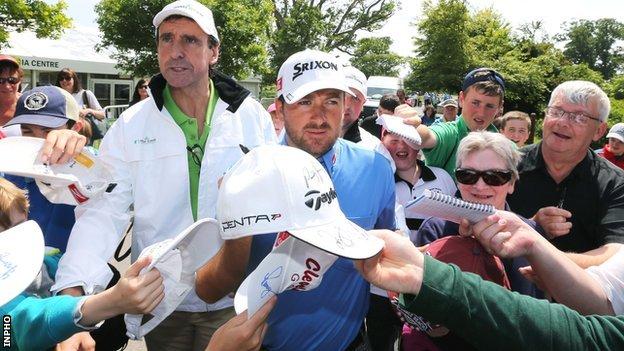 Graeme McDowell signs autographs at Carton House on Wednesday