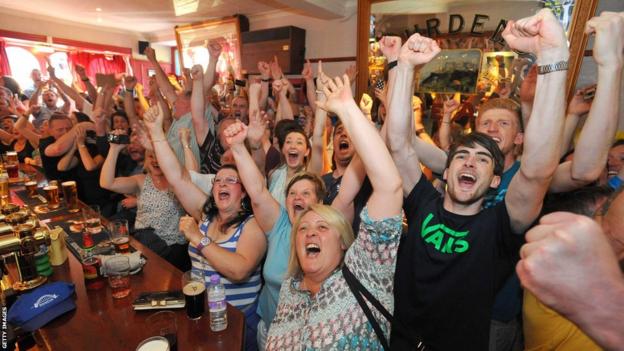 Fans celebrate in Dunblane