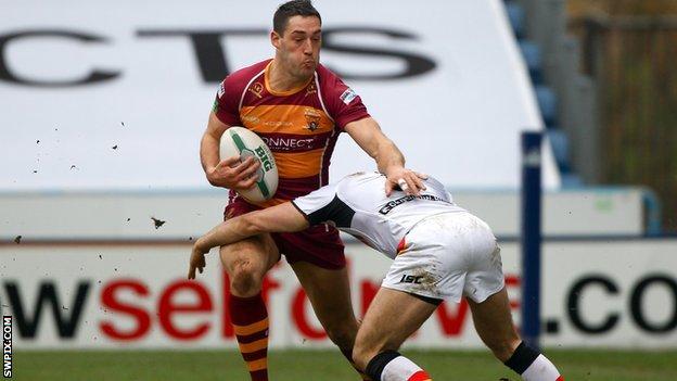 Huddersfield Giants Centre Joe Wardle Extends Deal Bbc Sport