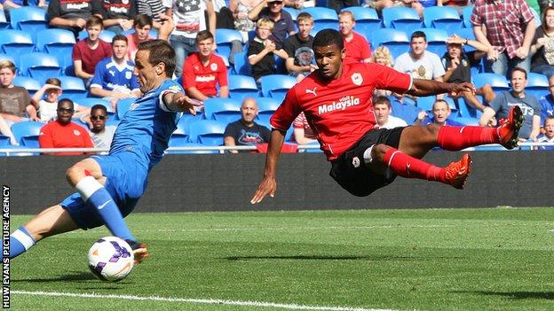 Frazier Campbell scores Cardiff's second goal