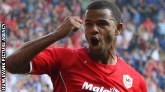 Fraizer celebrates scoring against Manchester City