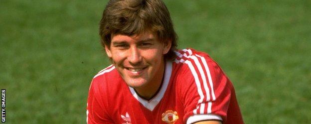 Manchester United captain Bryan Robson was the most expensive player in Division One in October 1986