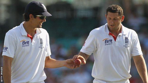 Alastair Cook and Tim Bresnan