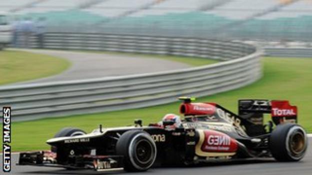 Romain Grosjean driving during the Indian Grand Prix