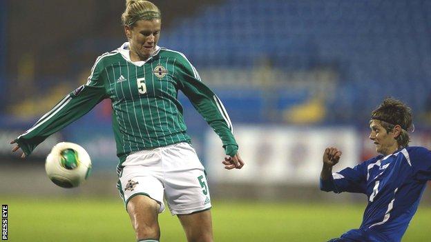 NI's Julie Nelson is challenged by Amira Spahic