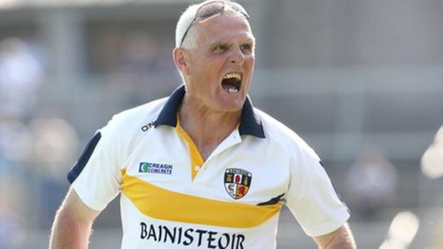 Liam Bradley back for second stint as Antrim football manager - BBC Sport