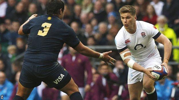 England's Owen Farrell (right) in action against Argentina
