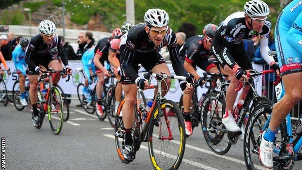Cycling at the Tour Series