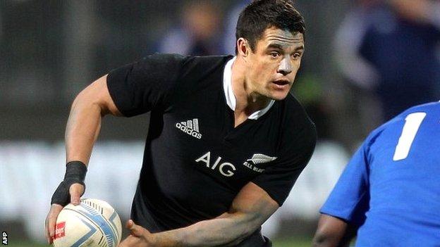 All Blacks' Dan Carter becomes first rugby union player to reach