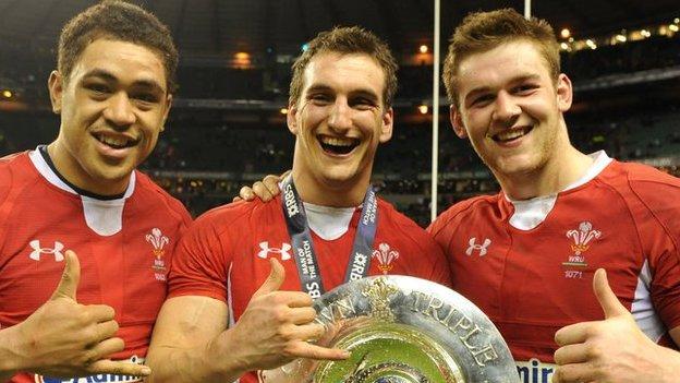 Toby Faletau, Sam Warburton and Dan Lydiate celebrate Wales' 2013 Six Nations title