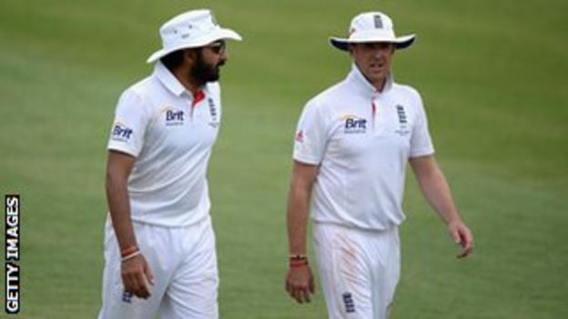Monty Panesar and Graeme Swann of England leave the field at the end of the first innings during day two of the tour match between the Chairman's XI.