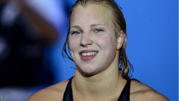 Ruta Meilutyte earns gold medals for English Schools - BBC Sport