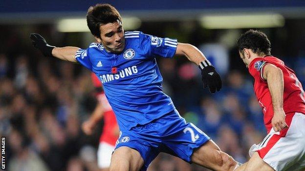 Former Chelsea midfielder Deco