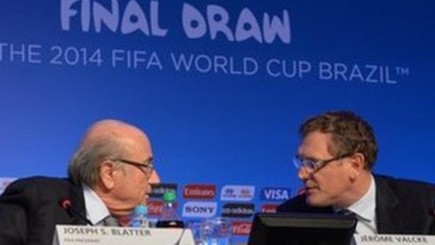 Fifa president Sepp Blatter (L) and general secretary Jerome Valcke