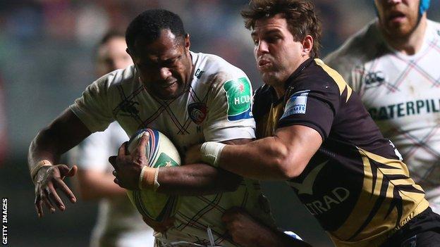 Fiji's Niki Goneva (left) scored the dramatic winning try for Leicester against Montpellier