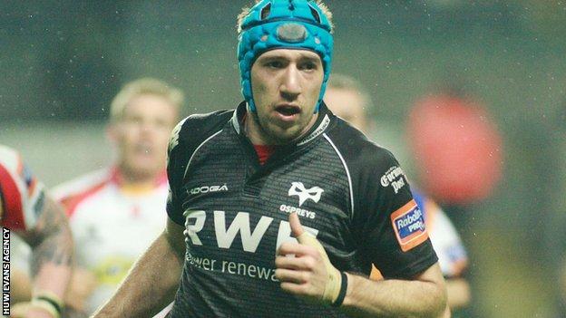 Ospreys flanker Justin Tipuric