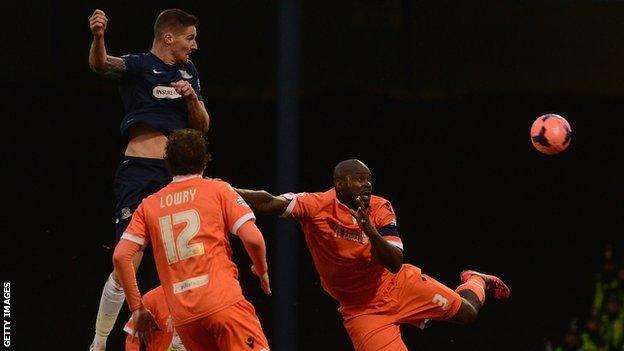 Southend United 4-1 Millwall - BBC Sport