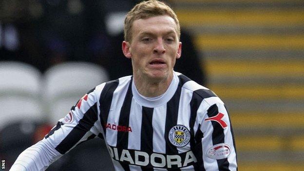 St Mirren: Defender David Barron leaves by mutual consent - BBC Sport