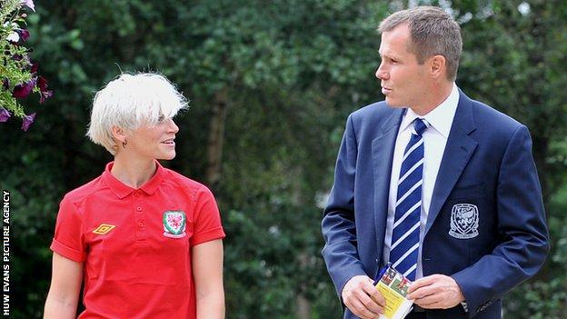 Jess Fishlock and Wales Women's manager Jarmo Matikainen