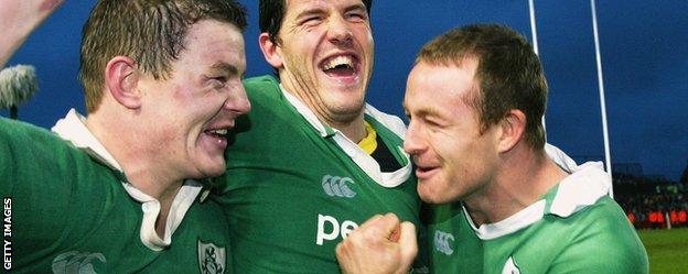 Brian O'Driscoll (left), Shane Horgan (centre) and Denis Hickie (right) celebrate an Ireland victory in 2002