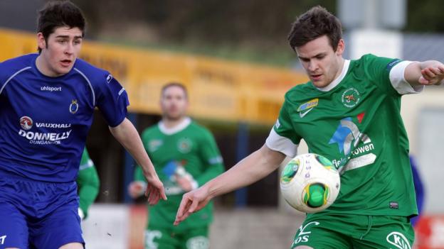 Ballinamallard's Craig Hill in action during his side's 1-1 draw away to Dungannon Swifts