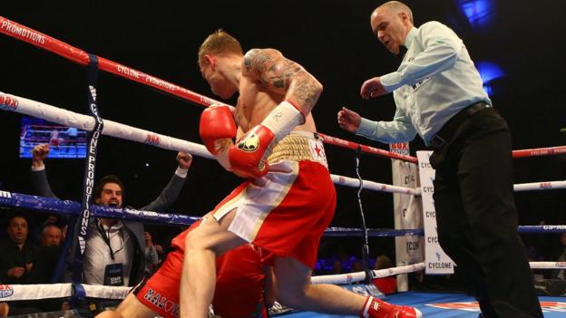 Frampton moves in to ensure victory after Cazares hits the canvas